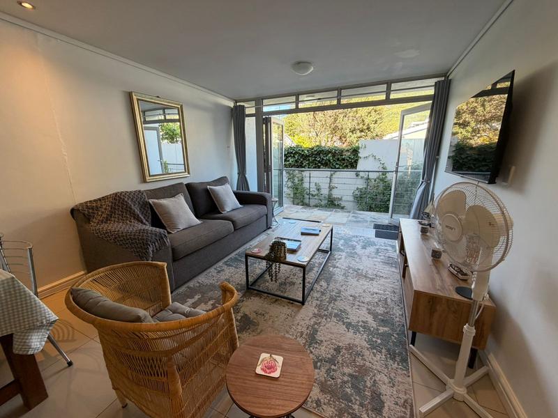 2 Bedroom Property for Sale in Hout Bay Western Cape